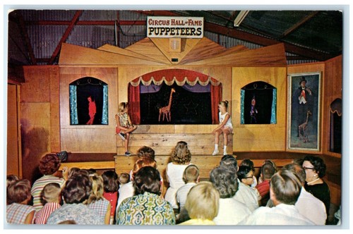 C1960 marionettes circus hall - circus,