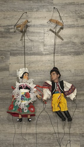 Coppia marionette ceche - di,