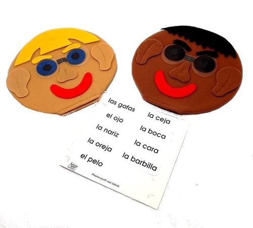 Make face puppets due - make,